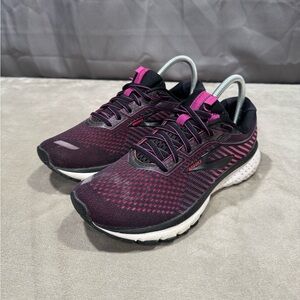 Brooks Ghost 12 Sneakers